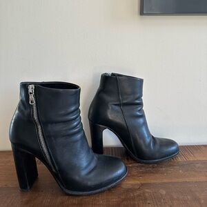 Rag & Bone Black Heeled Boots with Zipper